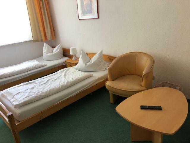 Feriendorf Waldfrieden Suhl Zimmer foto